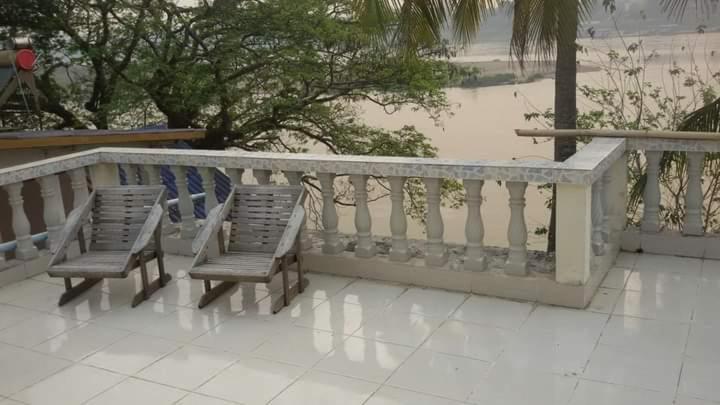 Kaupjai Guesthouse Ban Houayxay Exterior foto